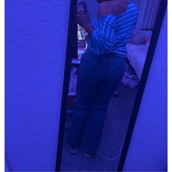 Womens medium straight leg jeans - Picture 2 of 2